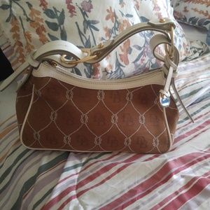Dooney and Bourke purse